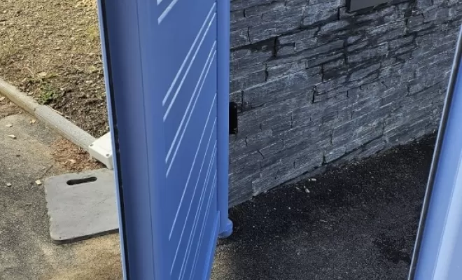 Motorisation de portail coulissant. Moteurs Somfy Invisio à Excenevex avec visiophone V500, Vétraz-Monthoux, ELTECH Solutions